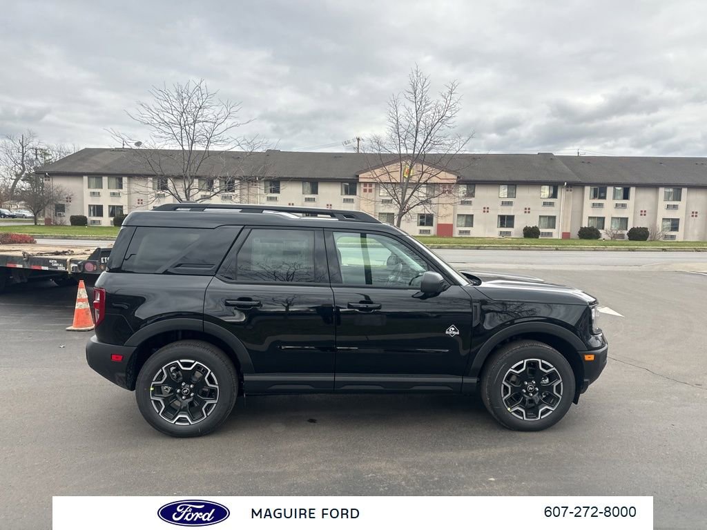 New 2025 Ford Bronco Sport Outer Banks w/ Outer Banks Tech Package+ image 4