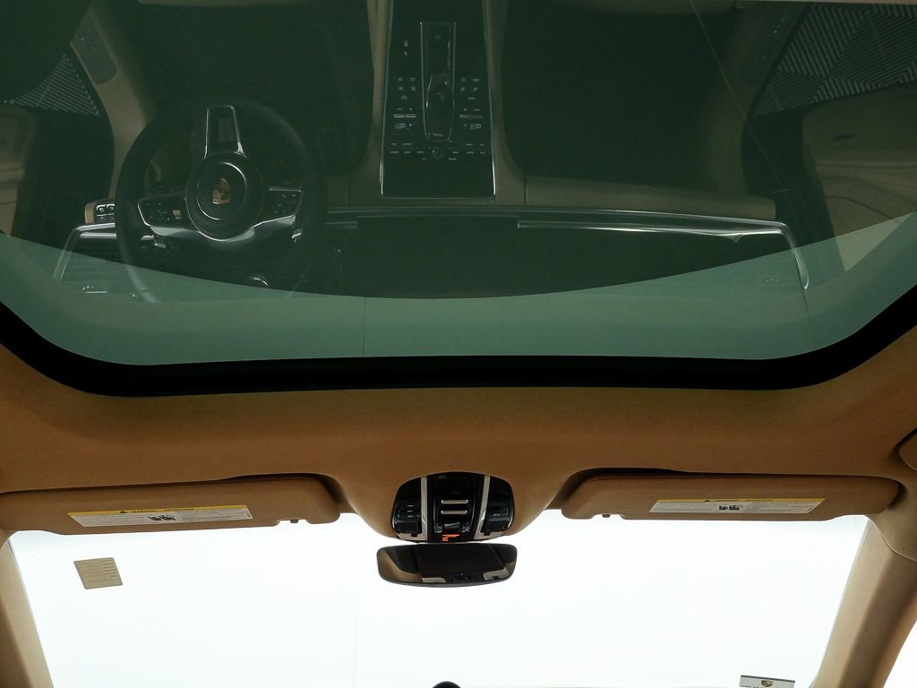 Certified 2018 Porsche Panamera 4S image 21