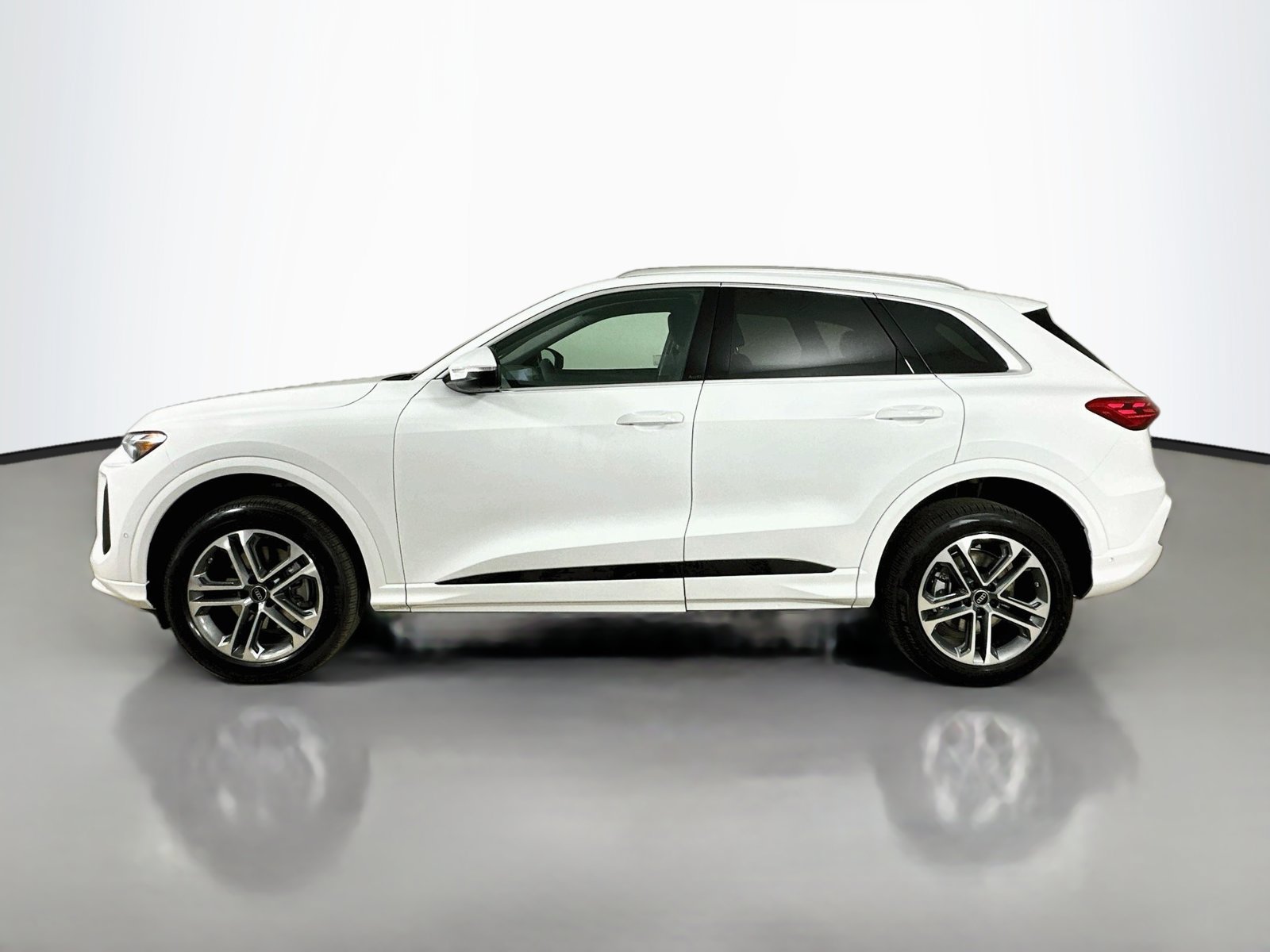 New 2026 Audi Q5 Premium AWD/4WD image 8