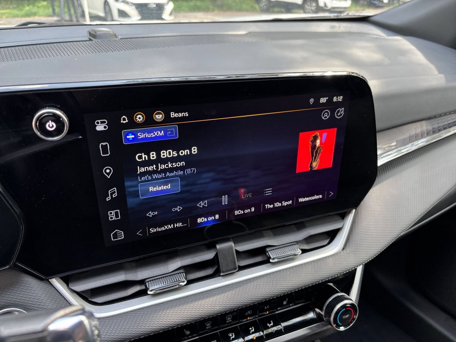 Used 2025 Chevrolet Equinox LT FWD image 20