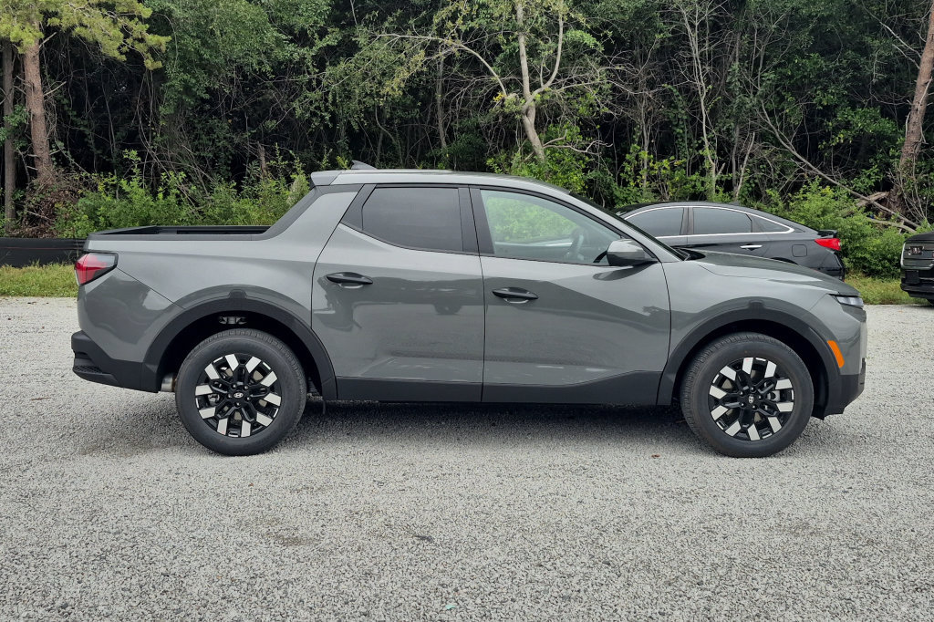 New 2027 Hyundai Santa Cruz SE FWD image 4