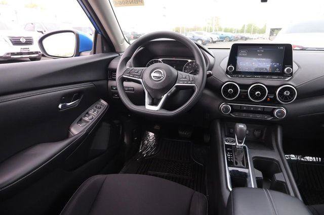 Used 2024 Nissan Sentra SV FWD image 23