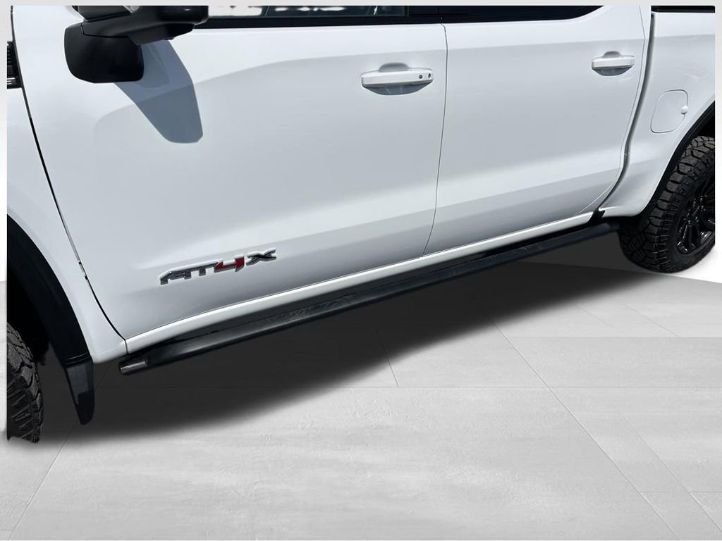 Used 2022 GMC Sierra 1500 AT4X image 11
