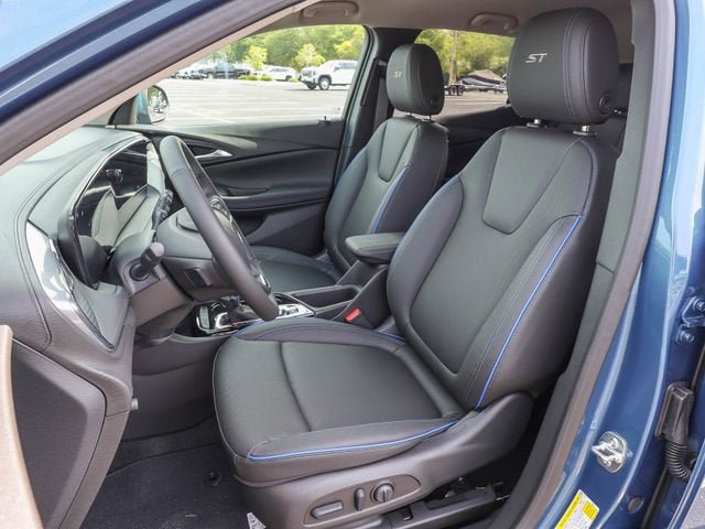 New 2026 Buick Encore GX Sport Touring w/ Advanced Technology Package FWD image 15