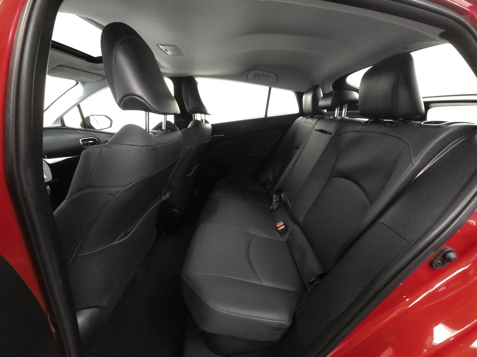 Certified 2021 Toyota Prius Limited w/ Premium Convenience Package image 7