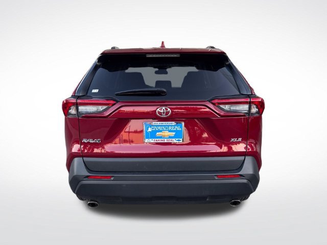 Used 2025 Toyota RAV4 XLE FWD image 5