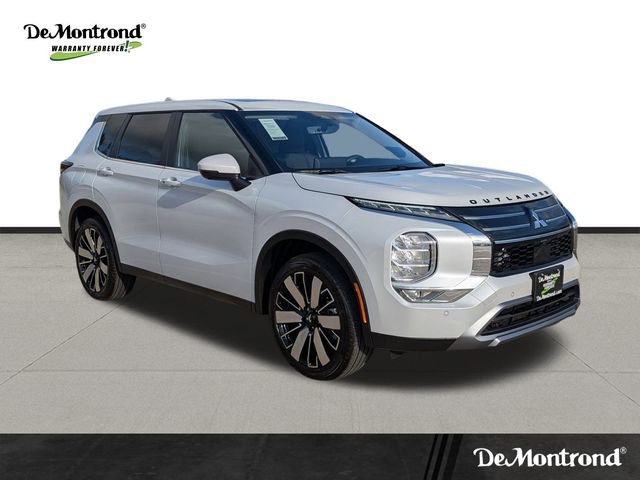 New 2026 Mitsubishi Outlander SE FWD image 3