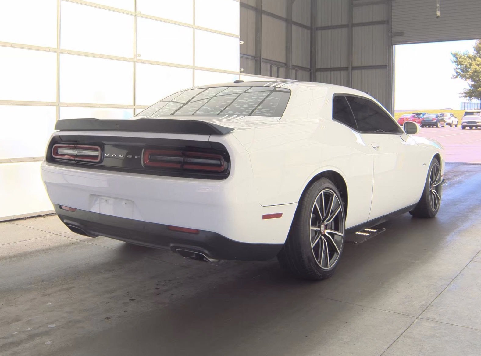 Used 2017 Dodge Challenger R/T RWD image 5