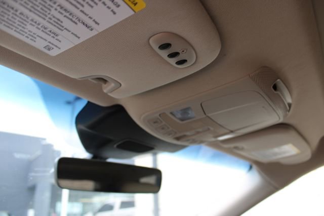 Used 2019 Lincoln Nautilus Reserve image 28