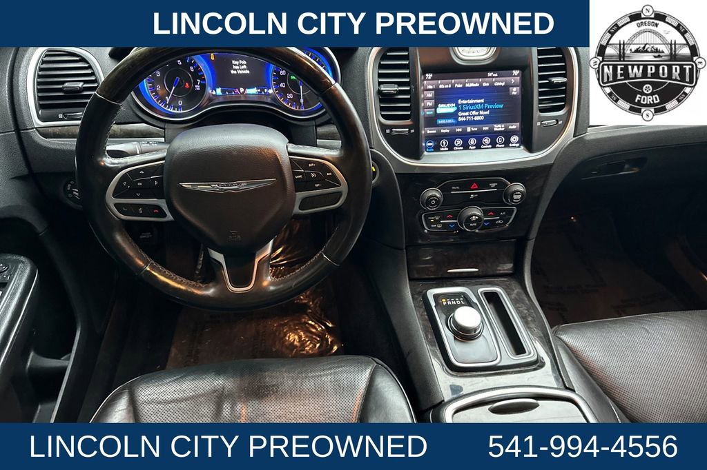 Used 2018 Chrysler 300 Limited image 13