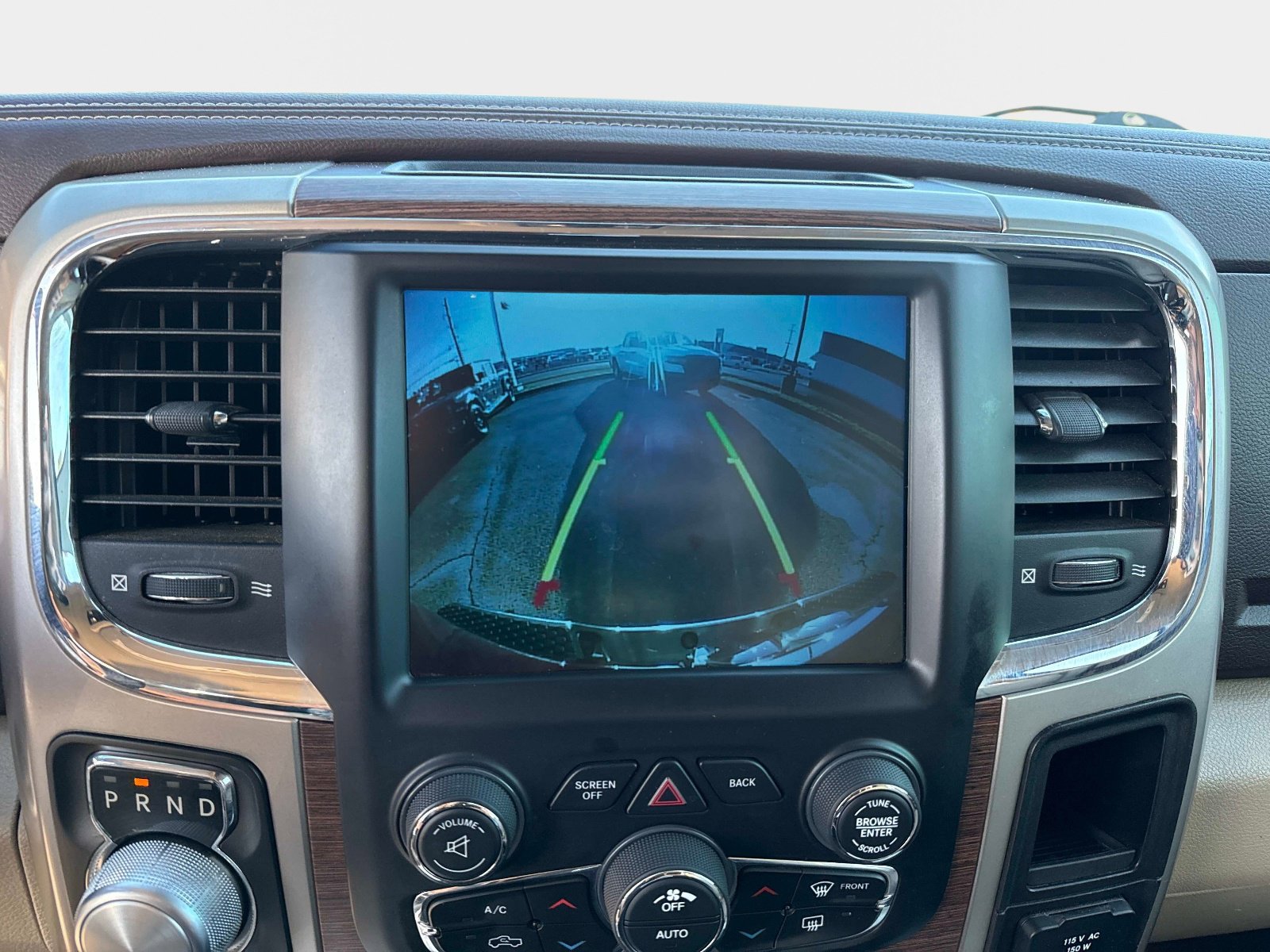 Used 2017 RAM 1500 Laramie w/ Convenience Group image 24