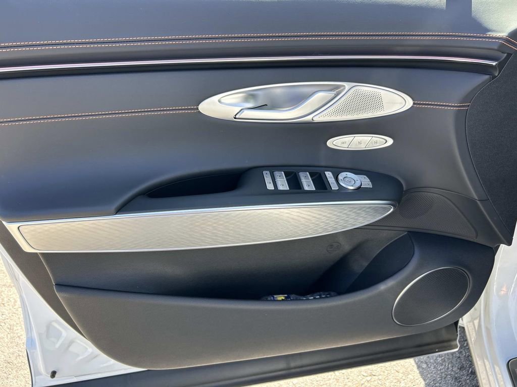 New 2026 Genesis GV70 2.5T Sport Prestige image 18