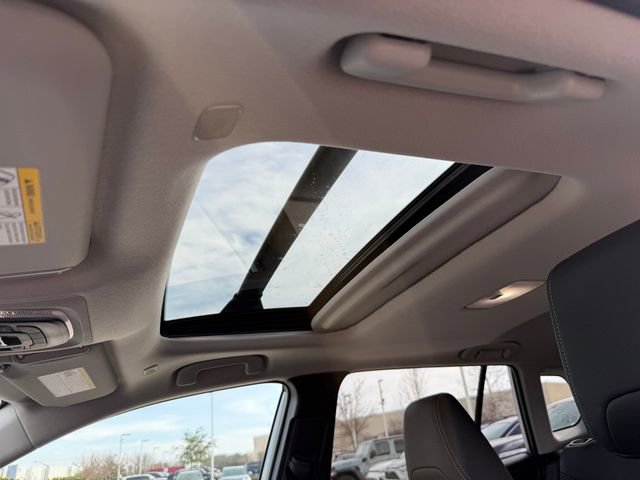 Used 2026 Toyota Corolla Cross XLE w/ Convenience Package image 32