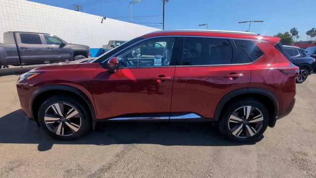 Used 2023 Nissan Rogue SL w/ SL Premium Package image 5