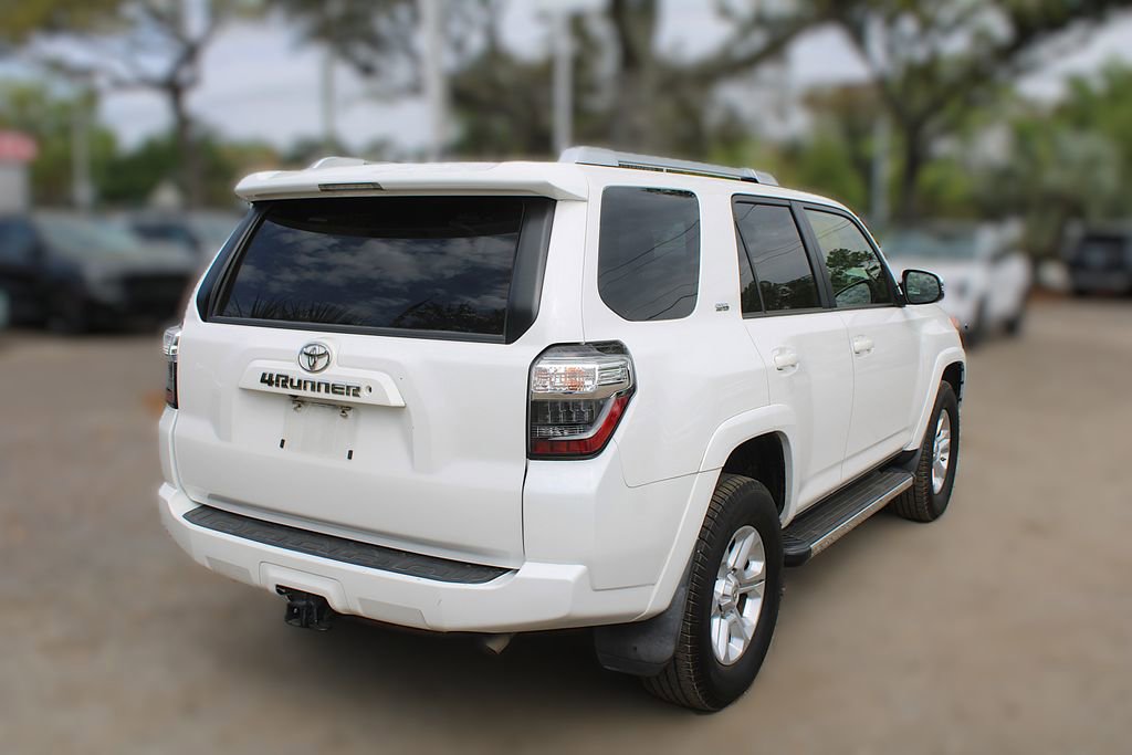 Used 2018 Toyota 4Runner SR5 Premium image 7