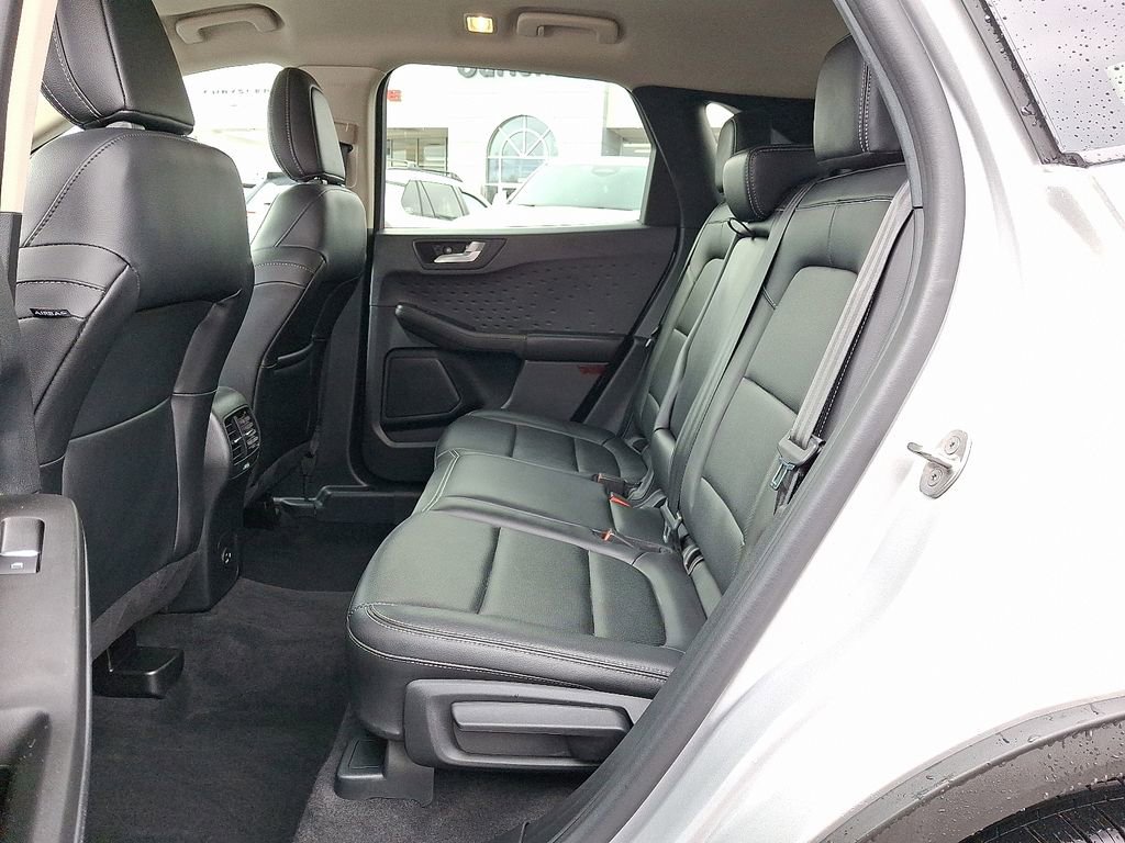 Used 2020 Ford Escape SEL image 10