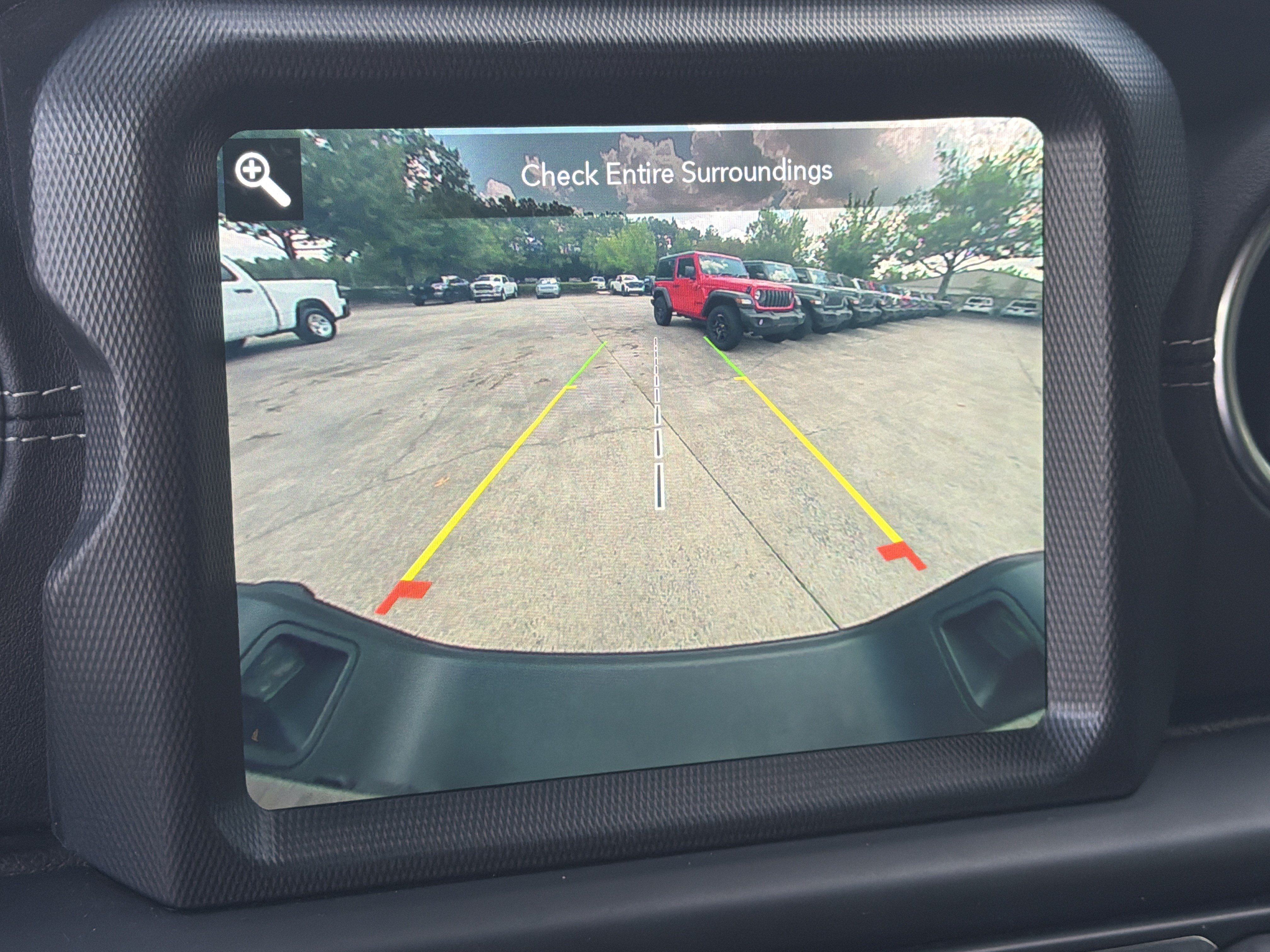 Used 2020 Jeep Gladiator Overland AWD/4WD image 28
