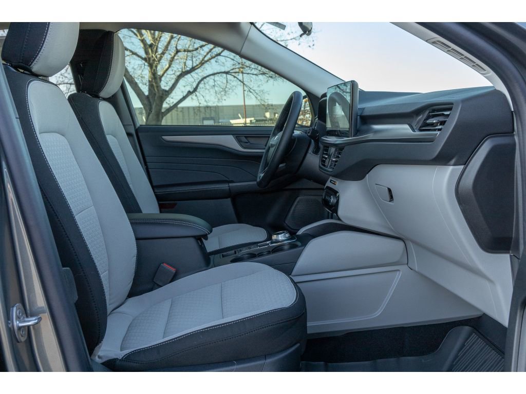 Used 2025 Ford Escape Active w/ Tech Pack #1 image 11