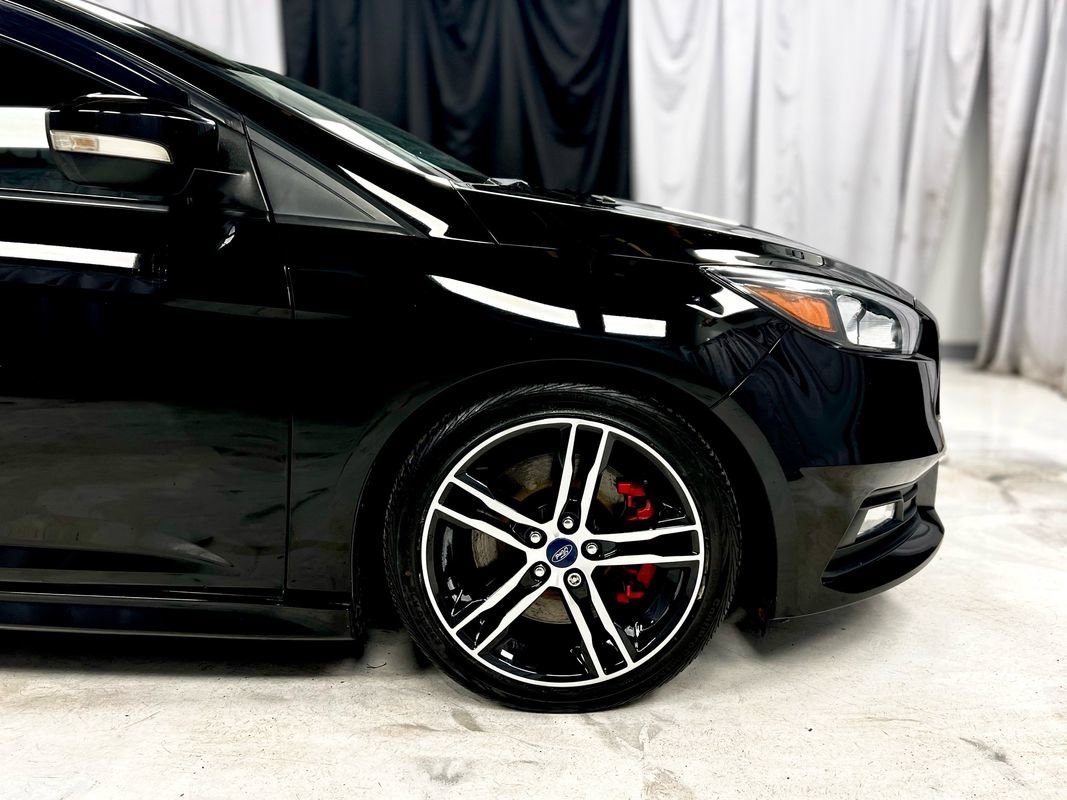 Used 2016 Ford Focus ST image 13