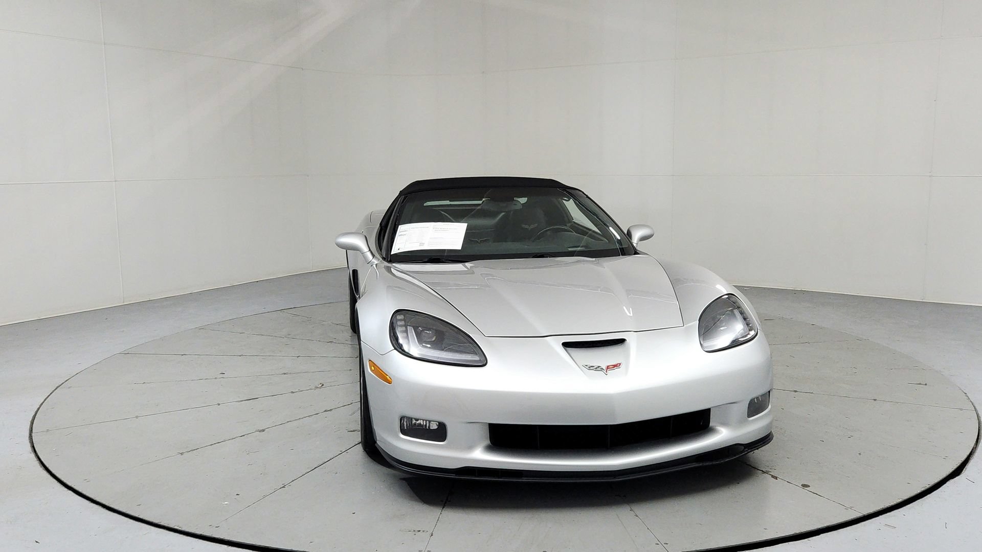 Used 2010 Chevrolet Corvette Grand Sport w/ Preferred Equipment Group RWD image 8