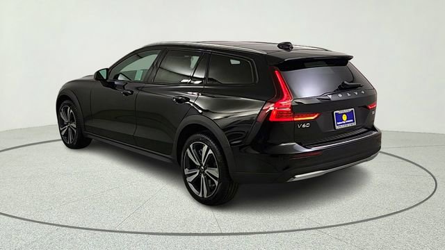 New 2026 Volvo V60 B5 Cross Country Plus w/ Protection Package Premier AWD/4WD image 5
