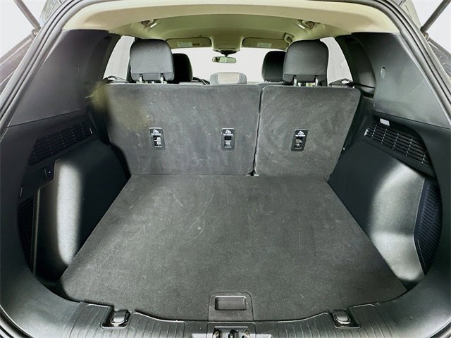 Used 2020 Ford Escape SE image 27
