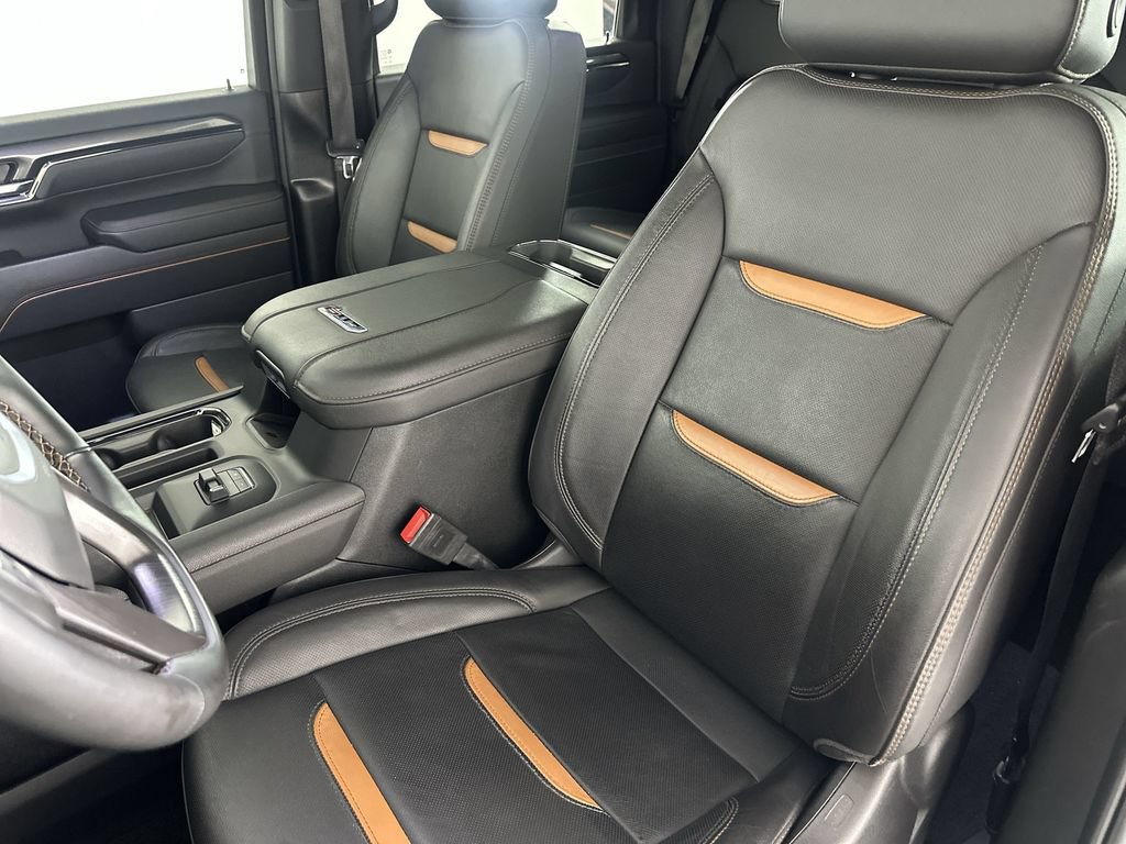 Used 2025 GMC Sierra 3500 AT4 w/ AT4 Preferred Package AWD/4WD image 22