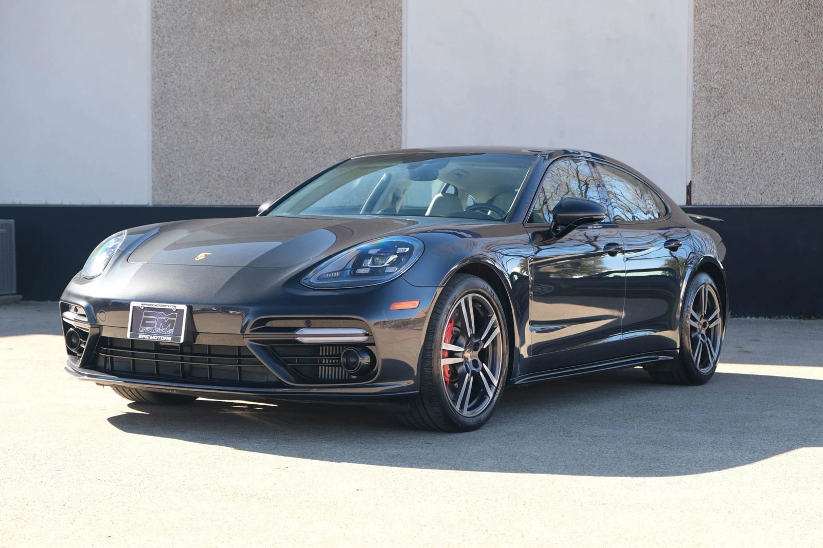Used 2017 Porsche Panamera Turbo w/ Carbon Fiber Interior Package image 5