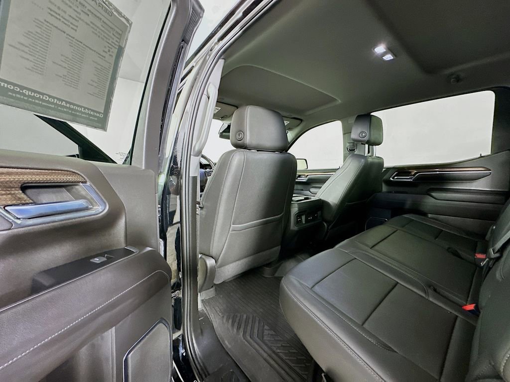 Used 2022 Chevrolet Silverado 1500 LT Trail Boss w/ LT Trail Boss Premium Package image 17