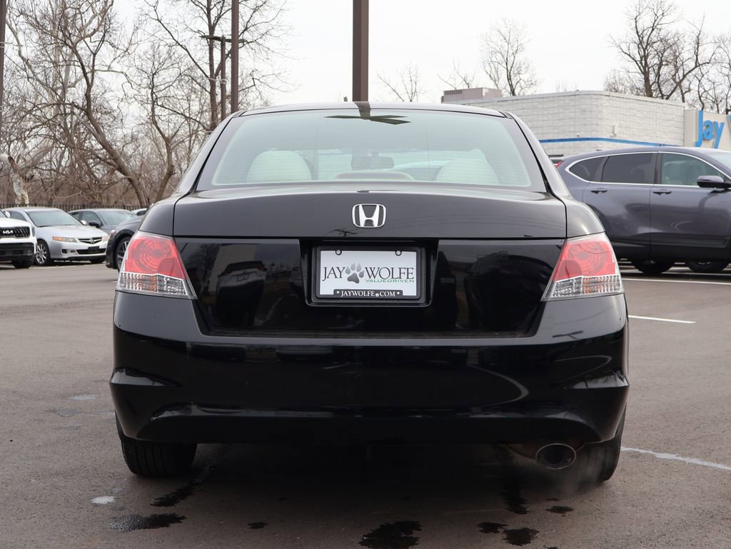 Used 2010 Honda Accord LX-P image 6
