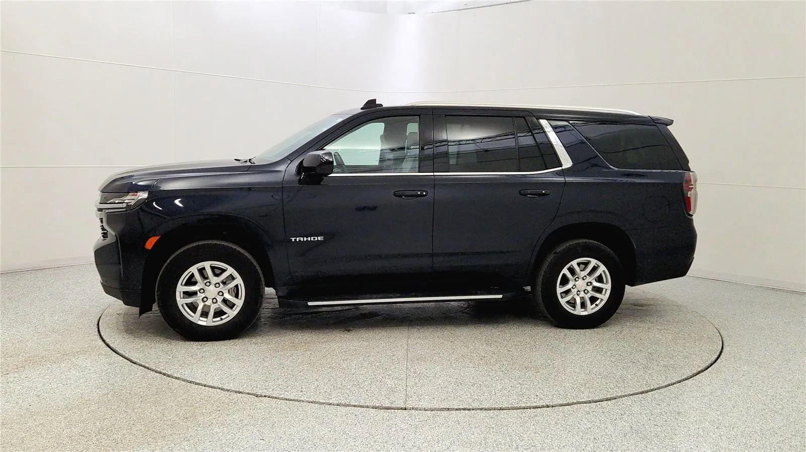 Used 2024 Chevrolet Tahoe LT image 4