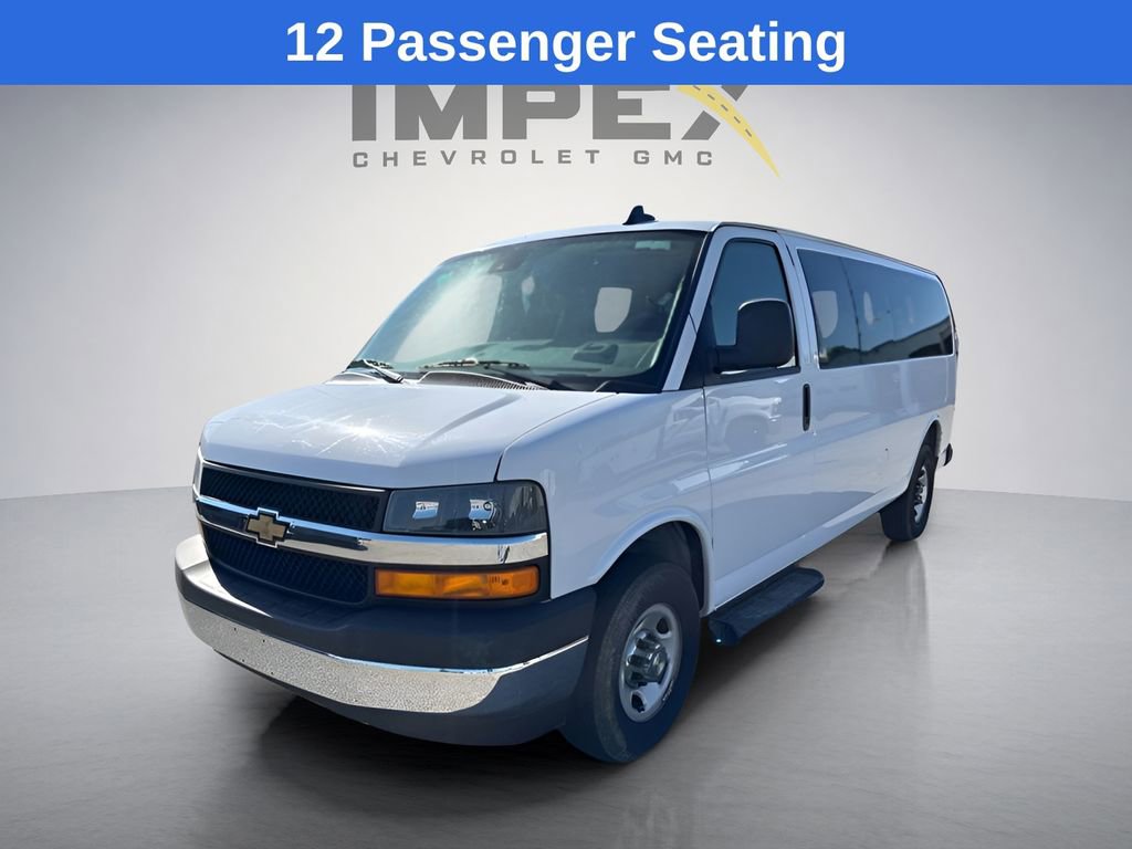 Used 2025 Chevrolet Express 3500 LT w/ LT Preferred Equipment Group