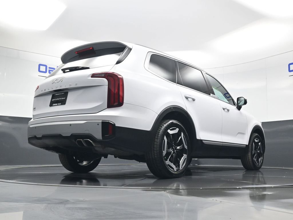 Certified 2024 Kia Telluride S w/ S Sunroof Package image 47