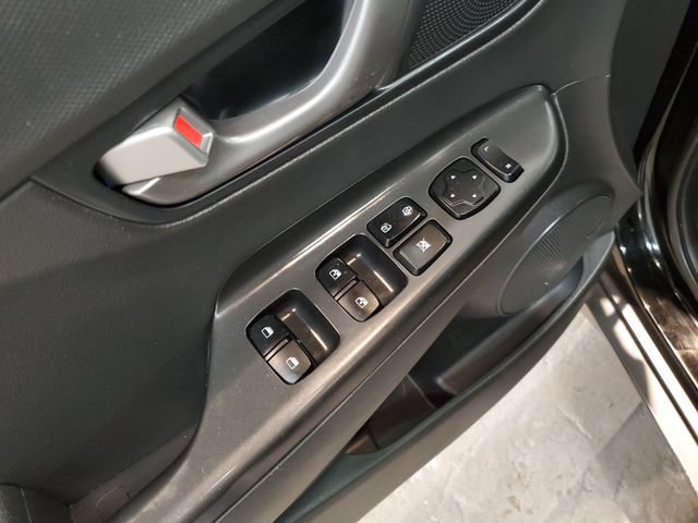 Used 2021 Hyundai Kona Ultimate AWD/4WD image 12
