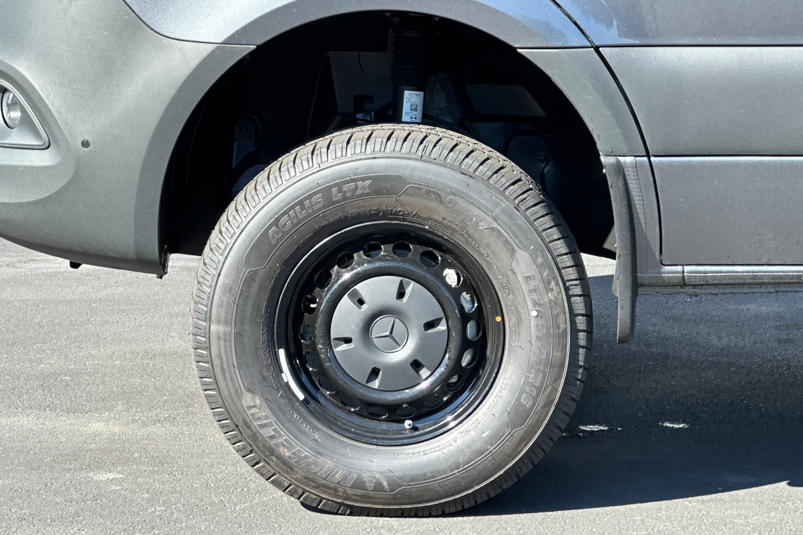 New 2025 Mercedes-Benz Sprinter 2500 image 25