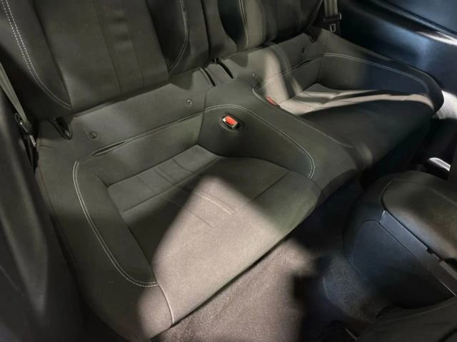 Used 2022 Ford Mustang EcoBoost image 29