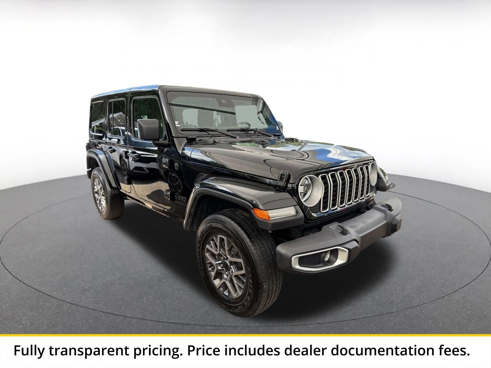 Used 2025 Jeep Wrangler Unlimited Sahara AWD/4WD video 1