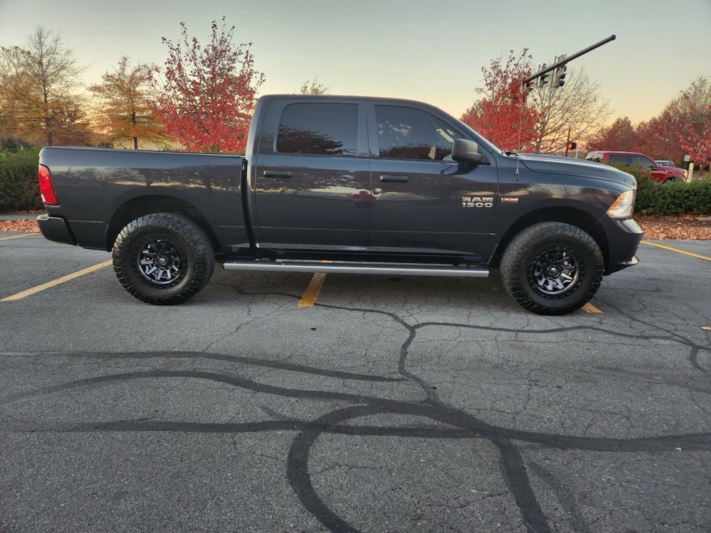 Used 2018 RAM 1500 Express w/ Express Value Package image 4