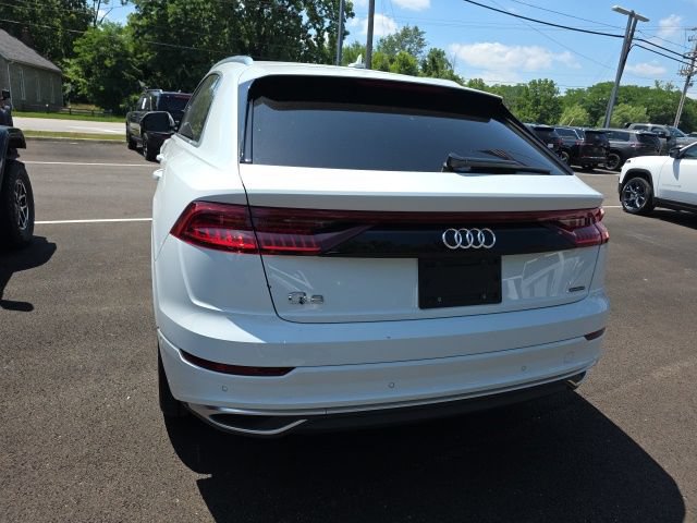 Used 2022 Audi Q8 Premium AWD/4WD image 19