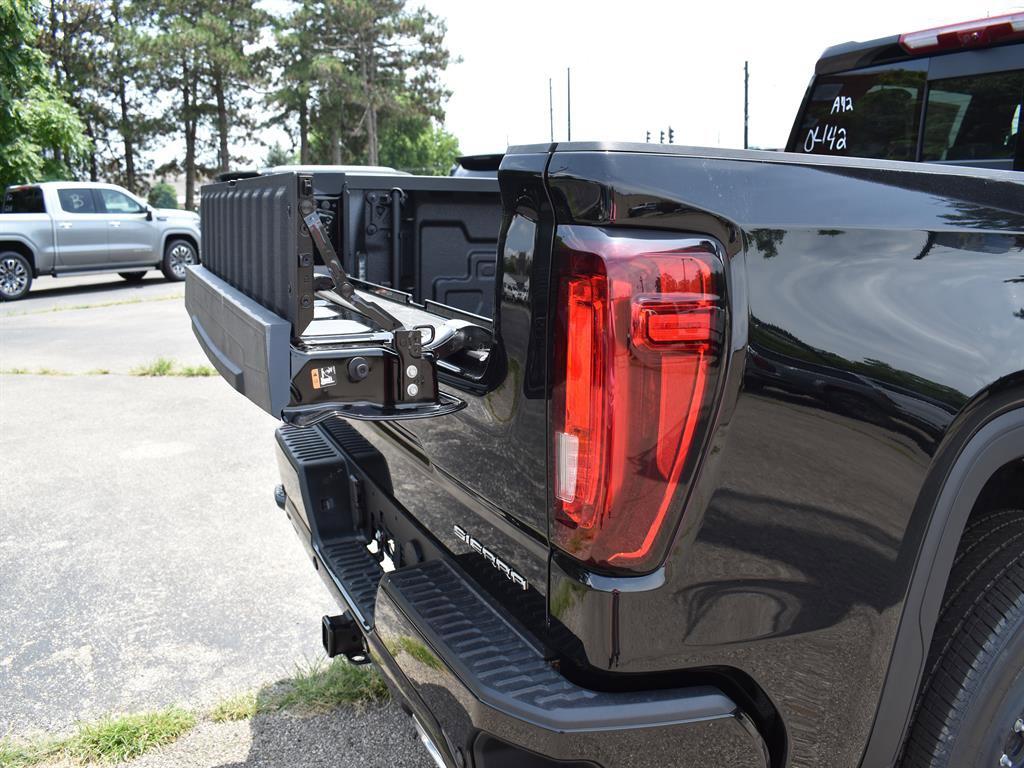 New 2025 GMC Sierra 1500 Denali image 11