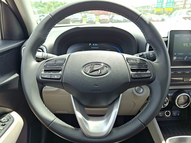 New 2026 Hyundai Venue FWD image 19