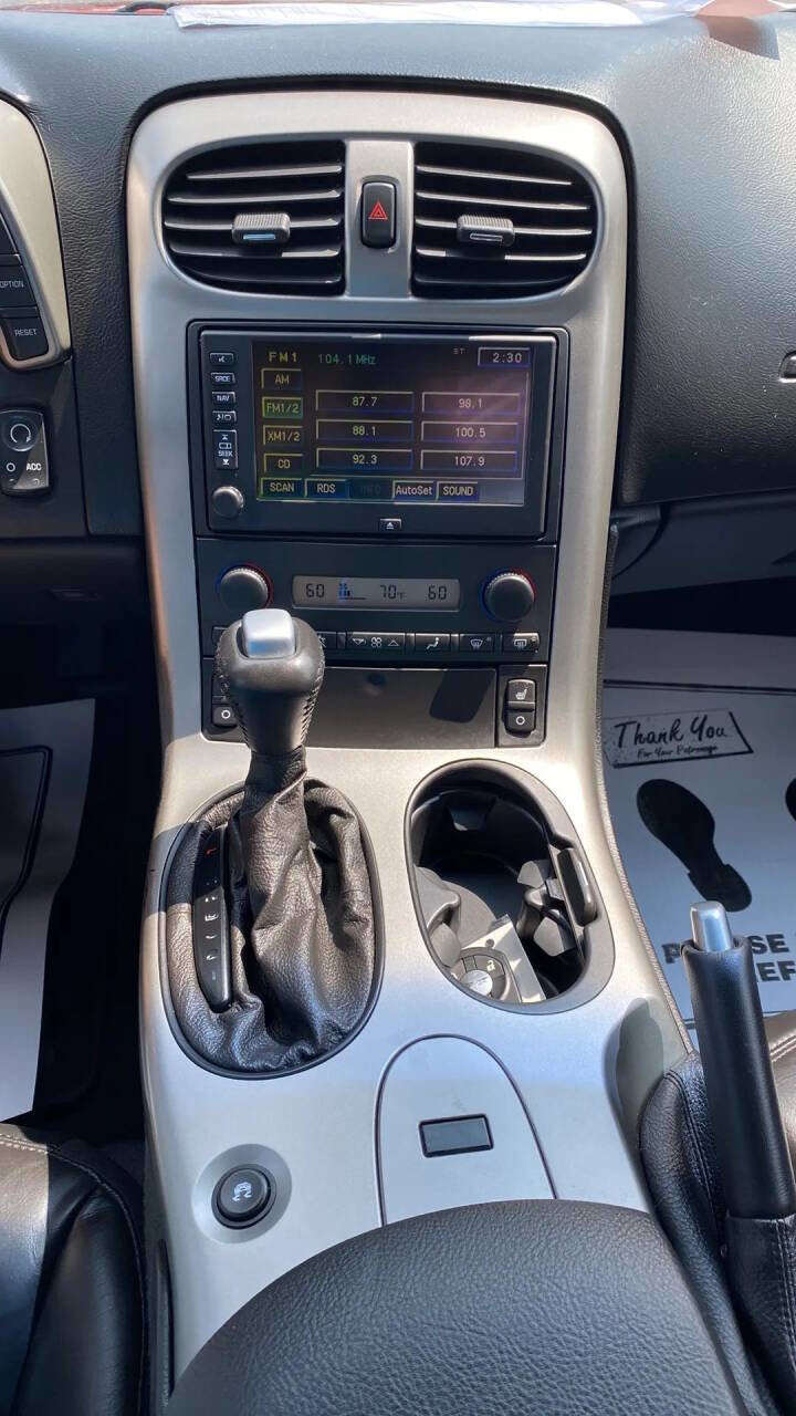 Used 2005 Chevrolet Corvette Coupe w/ Preferred Equipment Group image 21