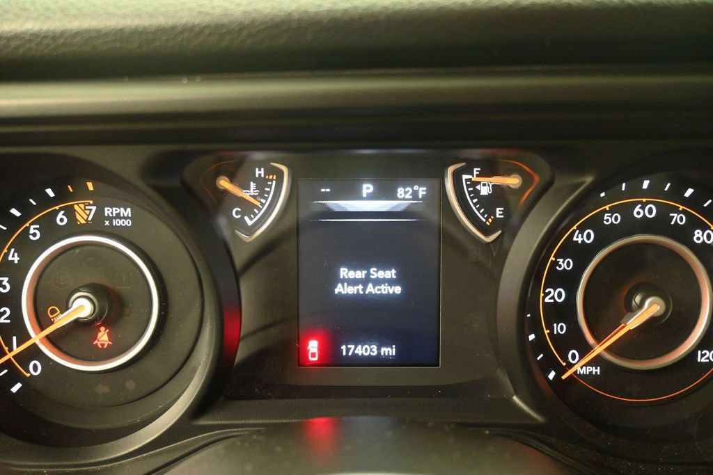 Used 2024 Jeep Gladiator Sport AWD/4WD image 13