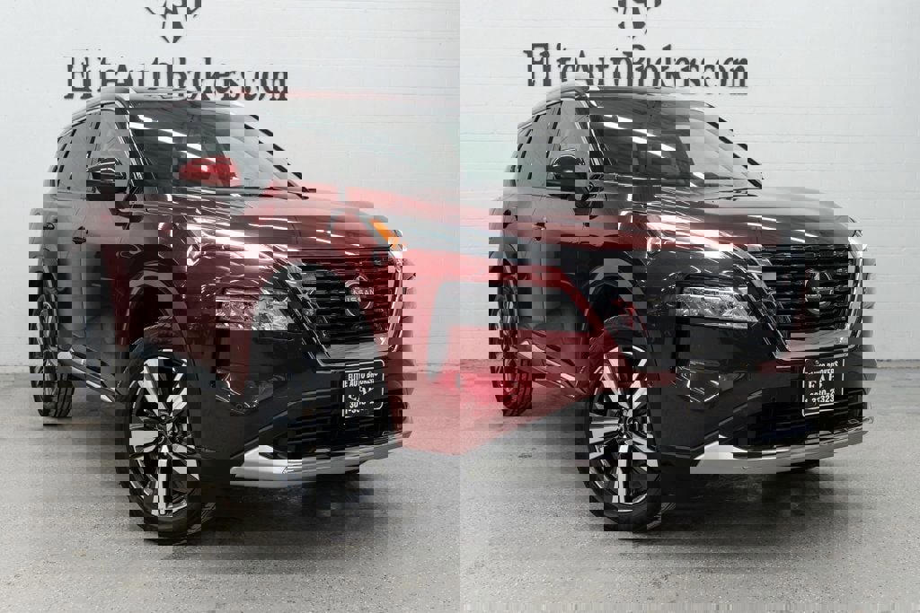 Used 2023 Nissan Rogue Platinum w/ Platinum Premium Package image 7