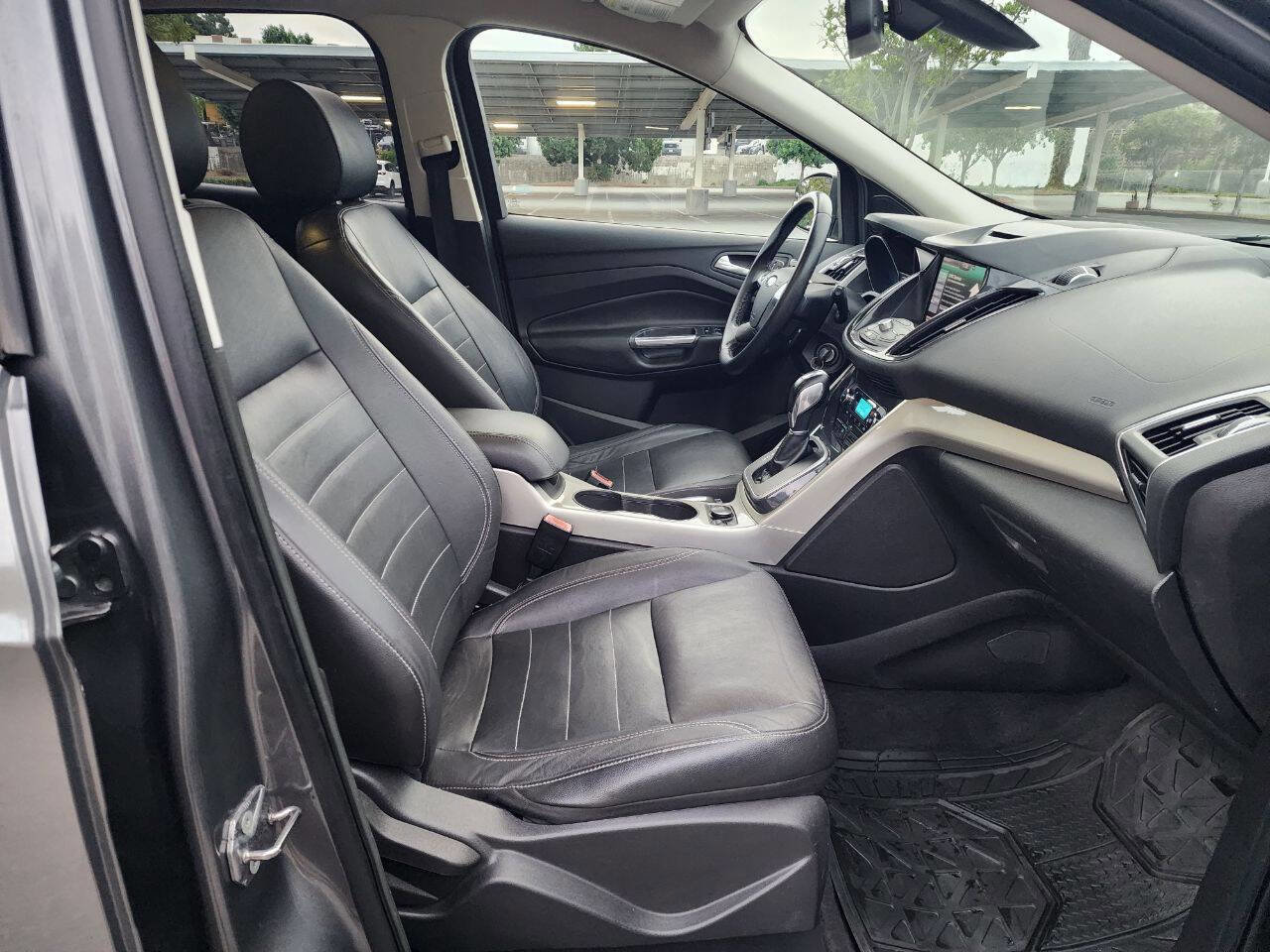 Used 2013 Ford Escape SEL image 12