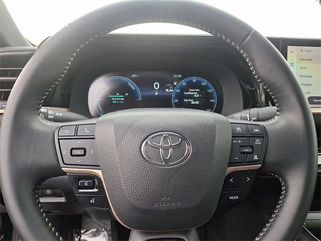 Used 2024 Toyota Crown XLE image 18