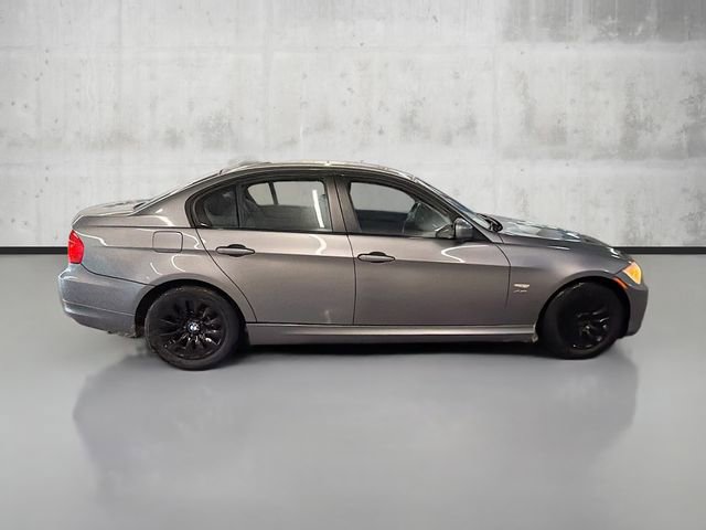 Used 2009 BMW 328i xDrive Sedan image 4