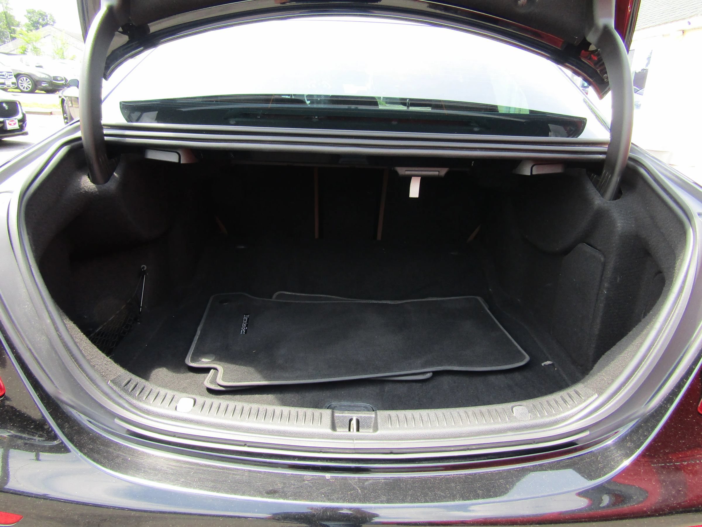 Used 2018 Mercedes-Benz E 300 4MATIC w/ Premium 1 Package image 18