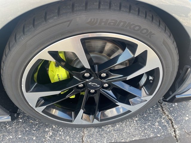 Used 2021 Chevrolet Camaro SS image 17