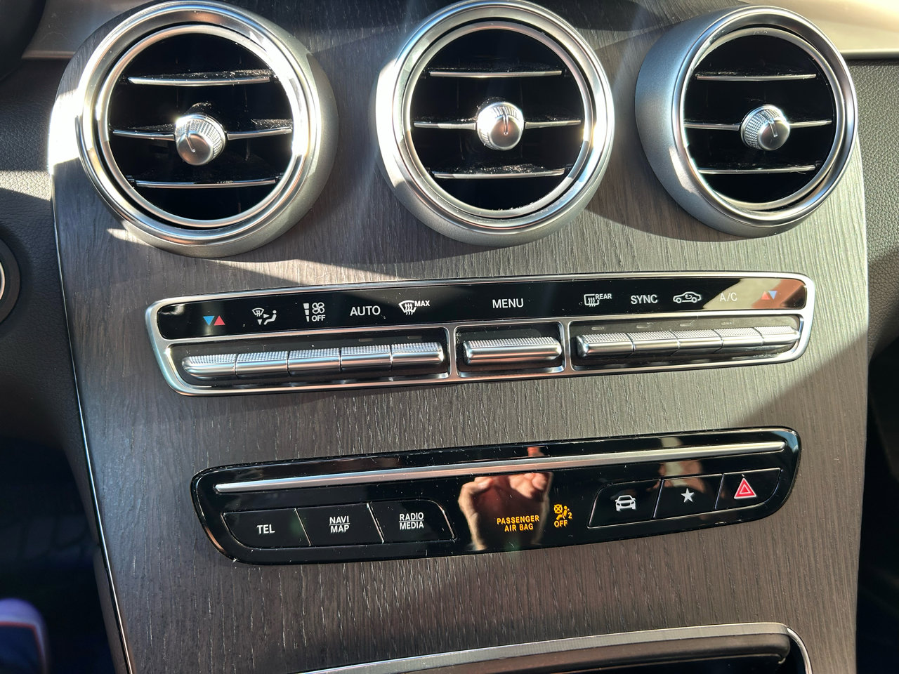 Used 2022 Mercedes-Benz GLC 300 4MATIC image 15